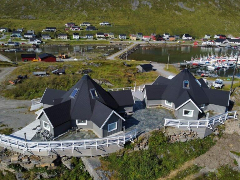 Cape Marina Lodge